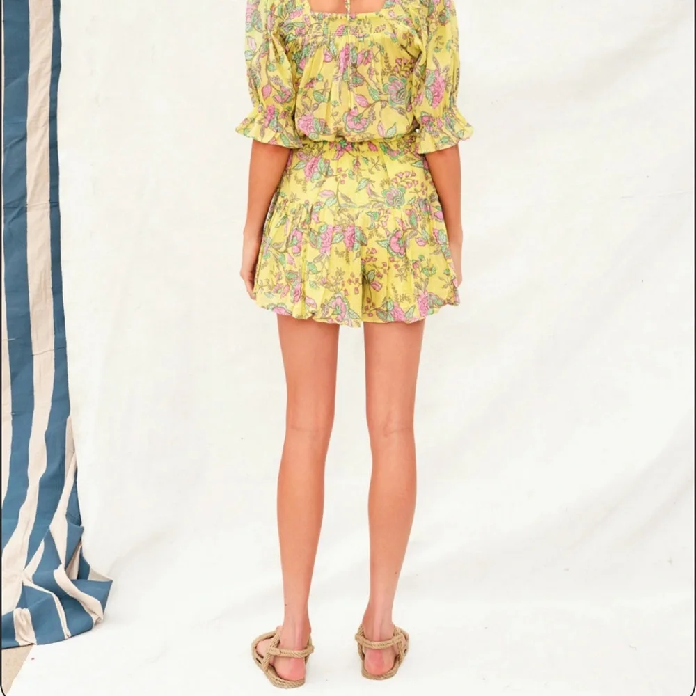 Sundry Floral Yellow Multi Color Printed Shorts Flowy Size Medium Cotton